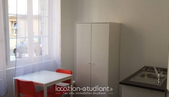 Logement tudiant Studio à Fougres (35300)