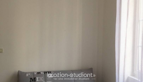 Logement tudiant Studio à Fougres (35300)