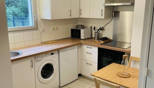 Logement �tudiant Location Studio Vide Francheville (69340)