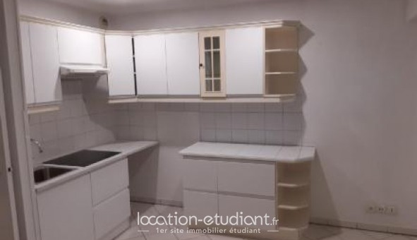 Logement tudiant Studio à Garches (92380)