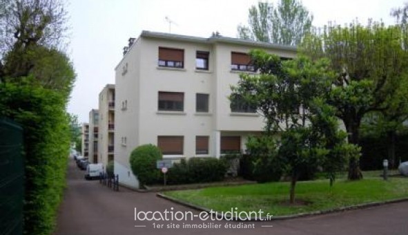 Logement tudiant Studio à Garches (92380)