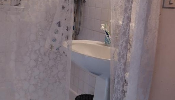 Logement tudiant Studio à Gardanne (13120)