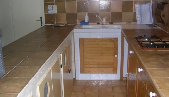 Logement tudiant Studio à Gardanne (13120)