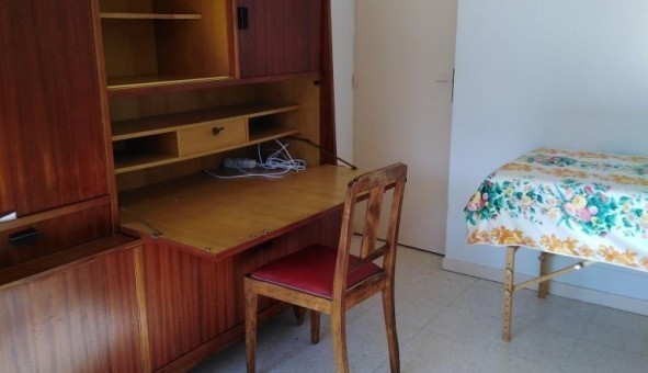 Logement tudiant Studio à Garons (30128)