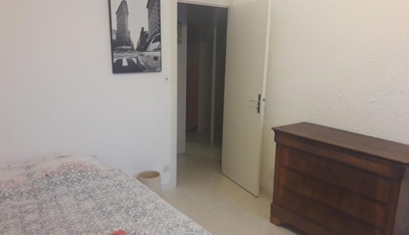 Logement tudiant Studio à Garons (30128)