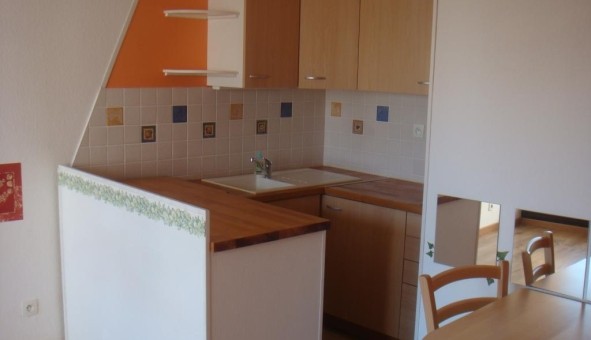 Logement tudiant Location Studio Vide Geispolsheim (67400)