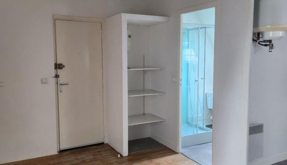 Logement tudiant Studio à Gelos (64110)