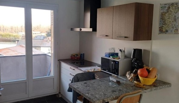 Logement �tudiant Studio &agrave; Gi�res (38610)