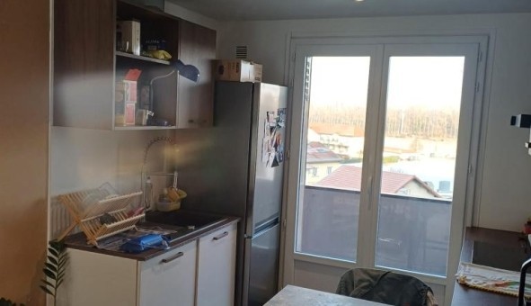 Logement �tudiant Studio &agrave; Gi�res (38610)