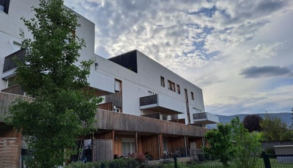 Logement �tudiant Studio &agrave; Gi�res (38610)