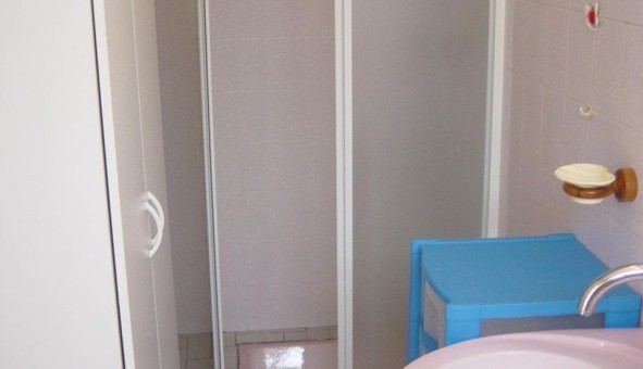 Logement �tudiant Studio &agrave; Gi�res (38610)