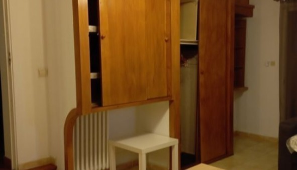 Logement �tudiant Studio &agrave; Gignac la Nerthe (13180)