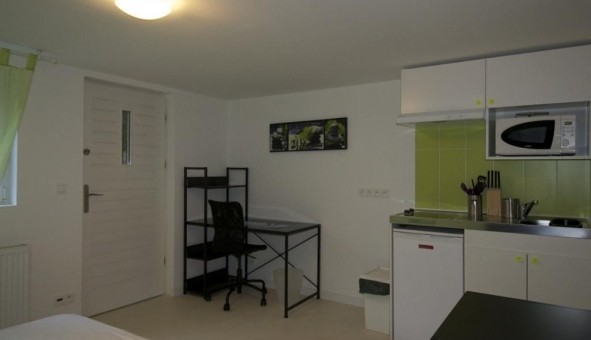Logement tudiant Location Studio Vide Gometz la Ville (91400)
