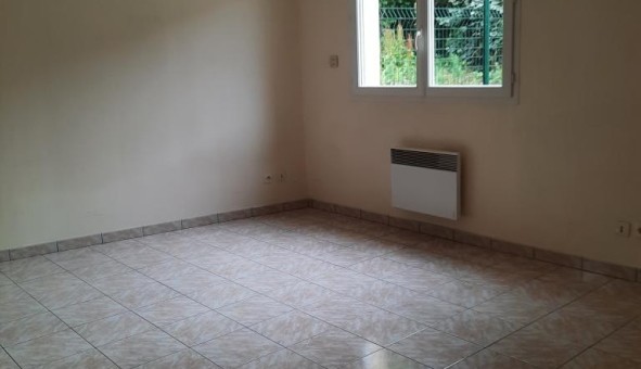 Logement �tudiant Studio &agrave; Gometz la Ville (91400)