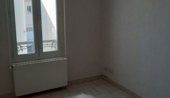 Logement �tudiant Studio &agrave; Gond Pontouvre (16160)