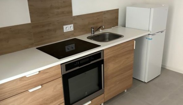 Logement �tudiant Studio &agrave; Gonfaron (83590)