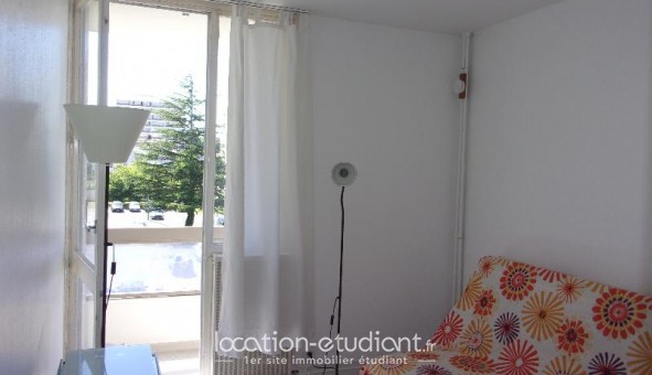 Logement tudiant Location Studio Vide Gradignan (33170)