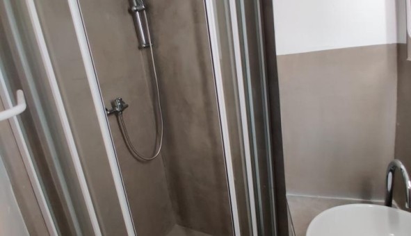 Logement tudiant Studio à Grasse (06130)
