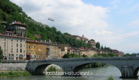 Logement tudiant Studio à Grenoble (38000)