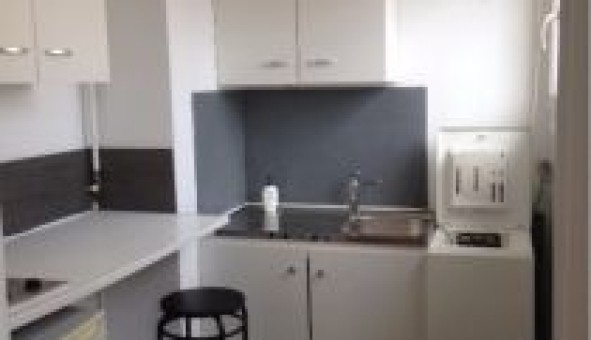 Logement tudiant Studio à Grenoble (38000)