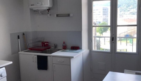 Logement tudiant Studio à Grenoble (38000)