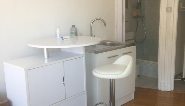 Logement tudiant Studio à Grenoble (38000)