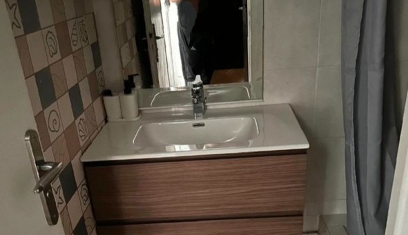 Logement tudiant Studio à Grenoble (38000)