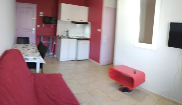Logement étudiant Location Studio Vide Grenoble (38000)