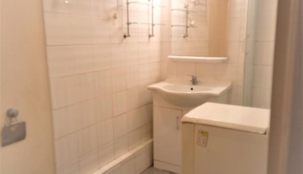 Logement tudiant Studio à Grenoble (38000)