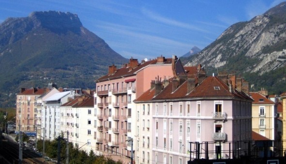 Logement tudiant Studio à Grenoble (38000)