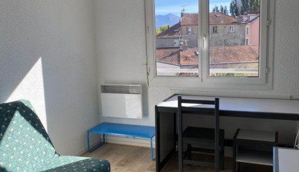 Logement tudiant Studio à Grenoble (38000)