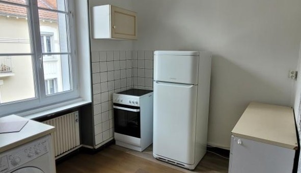 Logement tudiant Studio à Grenoble (38000)