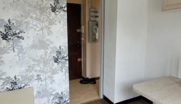 Logement tudiant Studio à Grenoble (38000)