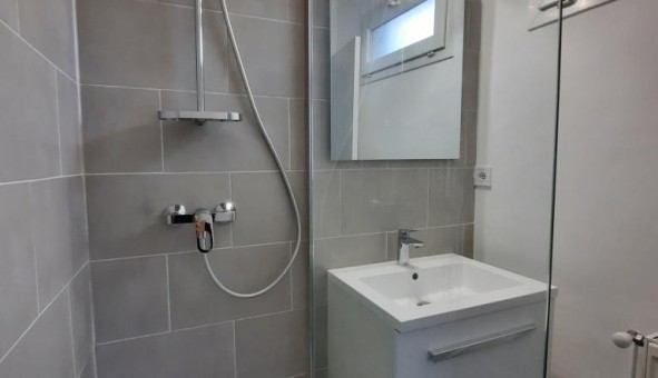 Logement tudiant Studio à Grenoble (38000)