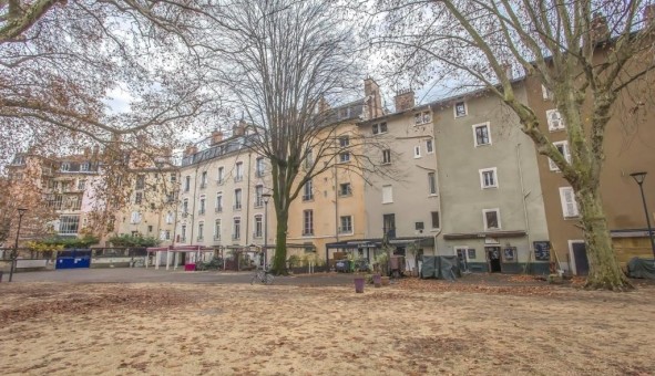Logement tudiant Studio à Grenoble (38000)
