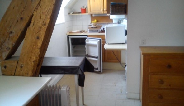 Logement étudiant Location Studio Vide Grenoble (38000)