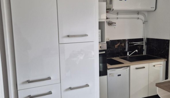 Logement tudiant Studio à Grenoble (38000)