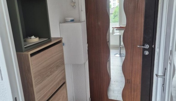 Logement tudiant Studio à Grenoble (38000)