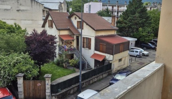 Logement tudiant Studio à Grenoble (38000)