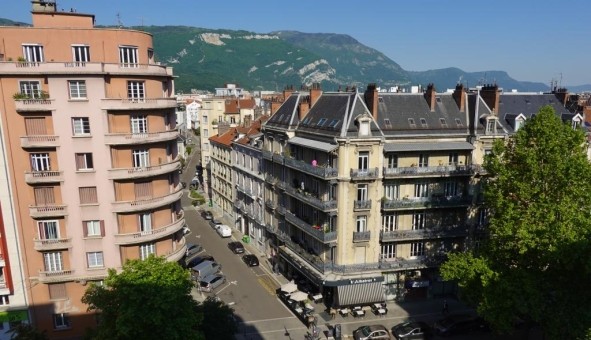 Logement tudiant Studio à Grenoble (38000)
