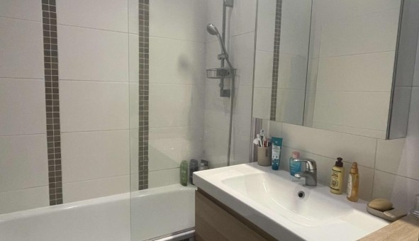 Logement tudiant Studio à Grenoble (38000)
