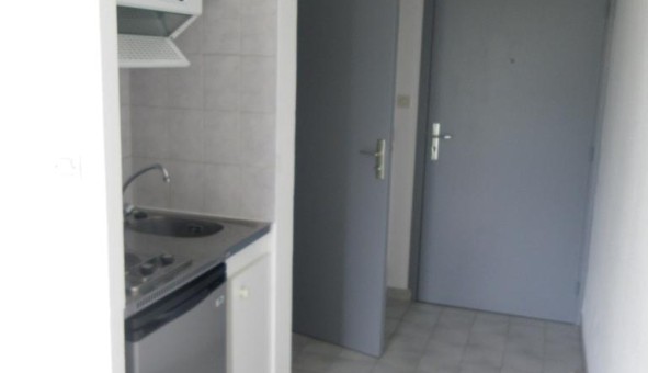 Logement tudiant Studio à Grenoble (38000)