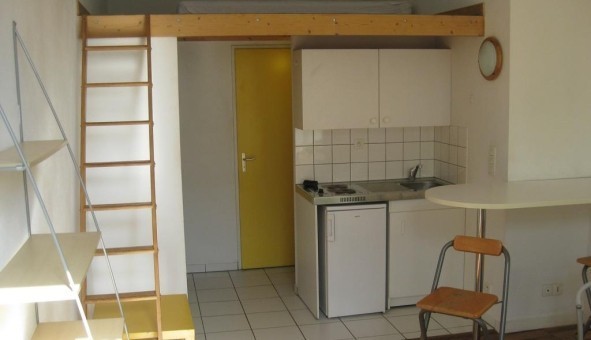 Logement tudiant Studio à Grenoble (38000)