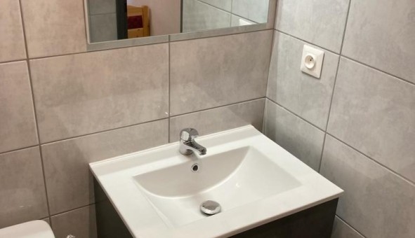 Logement tudiant Studio à Grenoble (38000)