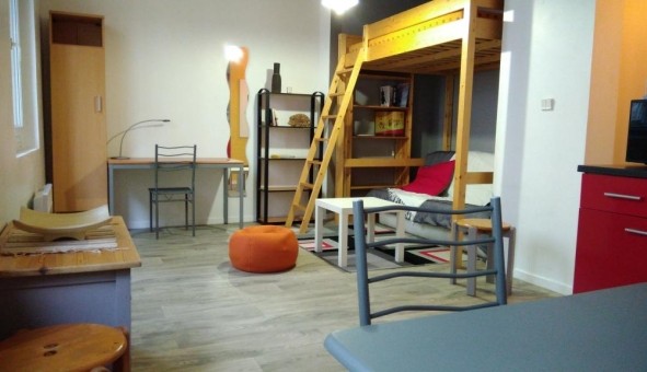 Logement étudiant Location Studio Vide Grenoble (38000)