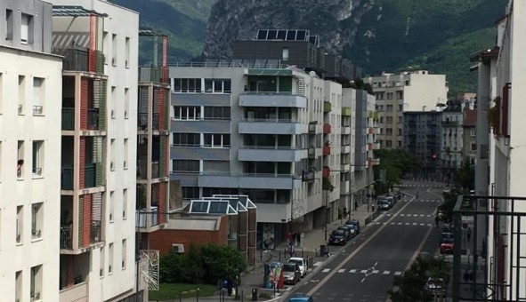 Logement tudiant Studio à Grenoble (38000)