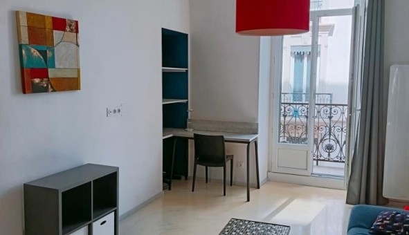 Logement tudiant Location Studio Vide Grenoble (38000)