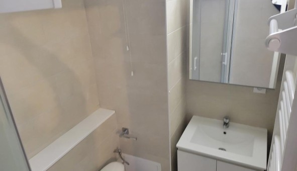 Logement tudiant Studio à Grenoble (38000)