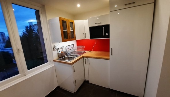 Logement tudiant Studio à Grenoble (38000)