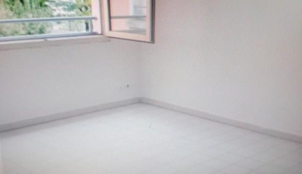 Logement tudiant Studio à Grenoble (38000)